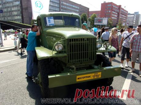 Chevrolet G7107.