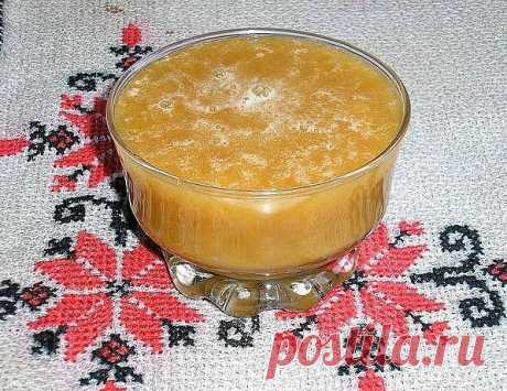 РЕДКИЙ НАРОДНЫЙ РЕЦЕПТ ОТ РОЖИ, КОЖНЫХ ЗАБОЛЕВАНИЙ

Мне кажется, что я владею бесценным рецептом.
Когда-то он вылечил меня от рожистого воспаления, а теперь спасает от всяких ран и кожных заболеваний всю нашу родню.

В 1999 я жила у брата в Ленинграде. Там у меня заболела нога. Стопа распухла, покраснела, появился сильный зуд.
Врач сказал, что это рожистое воспаление. Выписали мази и лекарства, но ничего не помогало.

Поехали мы к родственникам в с. Никольское Ленинградско...