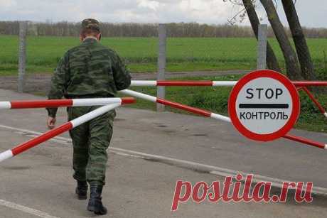 Девять снарядов разорвались на территории Ростовской области. 

https://lifenews.ru/news/137748

Инцидент произошел в Тарасовском районе, пострадавших нет