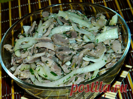 Маринованные куриные желудочки.
Бюджетная, но невероятно вкусная закуска.
