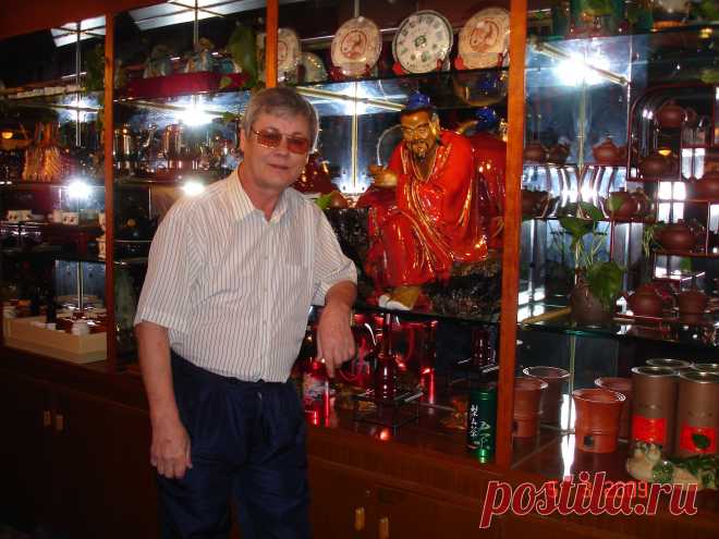 МОЙ ЛЮК В ГОСТИННИЦЕ. ЩАС НАКАЧУ И НА СВОЙ СТЕНД, АУДИО ОБОРУДОВАНИЕ ИЗГОТОВЛЕННЛЕ МНОЙ НЕ ИМЕЕТ СЕБЕ РАВНОГО В МИРЕ КАК  И МОИ ПЯТЬ ПАТЕНТОВ ВЕЛИКОБРИТАНИИ
