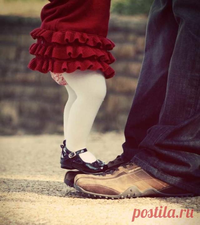 Воспитание дочки, как стать любимым папой » Notagram.ru Правила воспитания, которые должен знать каждый отец девочки. Что делать, чтобы быть любимым папой для дочери. Как правильно воспитать дочь.