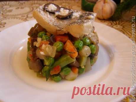 Рыба с овощами в оригинальном соусе / Рецепты с фото