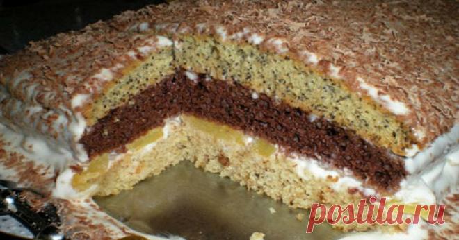 Его называют «Бедный еврей», но богатство начинки этого торта и изобилие вкусов невероятны! Практично и изобретательно — очень по-еврейски.