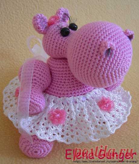 Бегемотик Глория-баллеринка Елены Гюнгер.