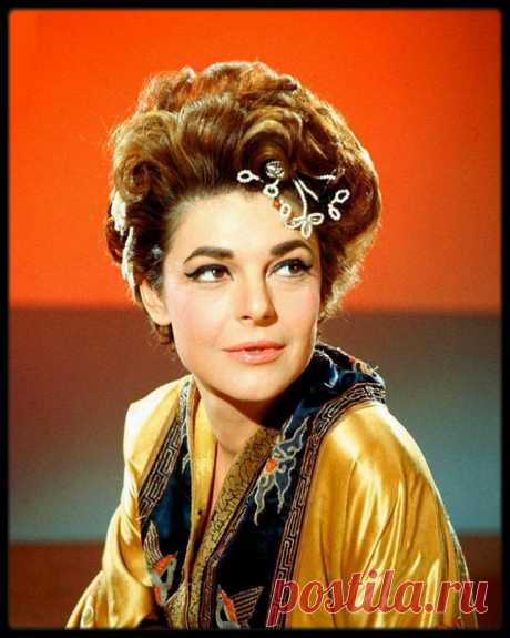 Энн Бэнкрофт, 17 сентября, 1931
 • 6 июня 2005