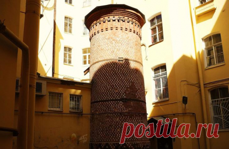 Тайна башни Грифонов Башня Грифонов в «Квартале Аптекарей» на Васильевском острове - одно из удивительных мест Петербурга. Удивительность этого места заключается в его… неразгаданности. А неразгаданность придает ему мисти...