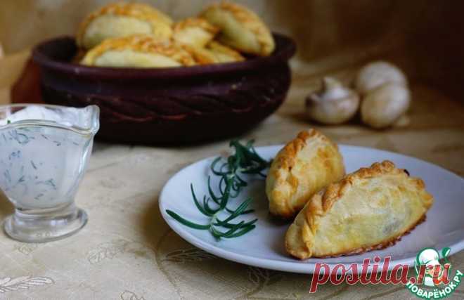 Кибинай с курицей и грибами Кулинарный рецепт