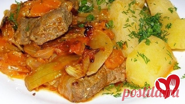 Жаркое по-домашнему 
             
Ингредиенты:
500 гр мясо
1 шт лук репчатый
1 шт морковь
1 шт перец болгарский
2 шт помидоры
картофель

Приготовление:
🥗Мясо порезать кусочками и обжарить до полу готовности. Добавить нарезанный лук репчатый и пожарить вместе с мясом
🥗Перец и морковь нарезать соломкой и добавить к мясу. Всё обжарить пока морковь не станет мягкой. Добавить 1-2 столовой ложки муки и перемешать
🥗На мясо выложить нарезанный кубиками картофель, залить водой ...