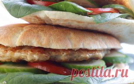 Домашний гамбургер с куриной котлеткой