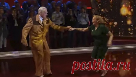 Когда эта пара вышла на танцпол, никто не ожидал такого. Они просто супер!