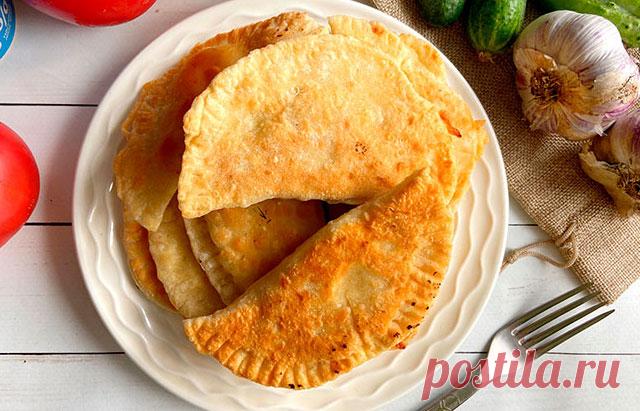 Чебуреки с мясом на сковороде — Домашняя кулинария