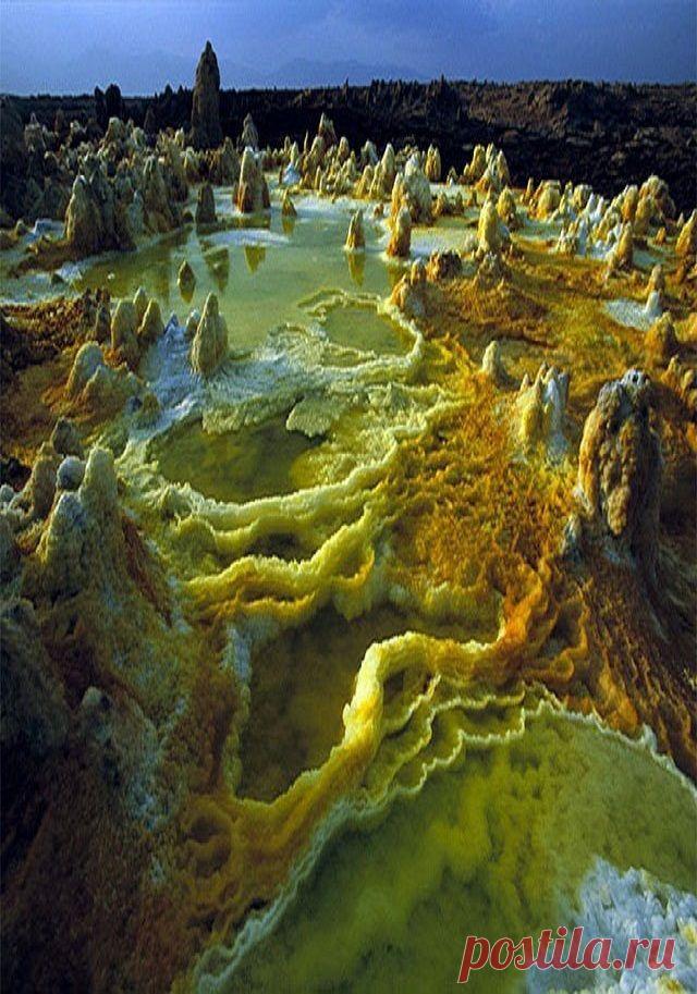 Кратер вулкана Даллол, Эфиопия, фото Carsten Peter