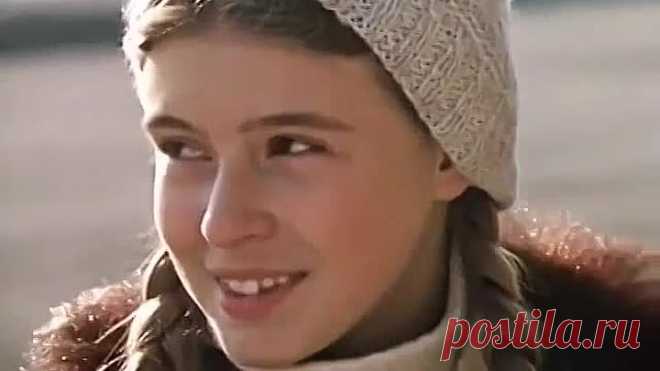 Улетели листья с тополей Из к/ф «К кому залетел певчий кенар» 1980