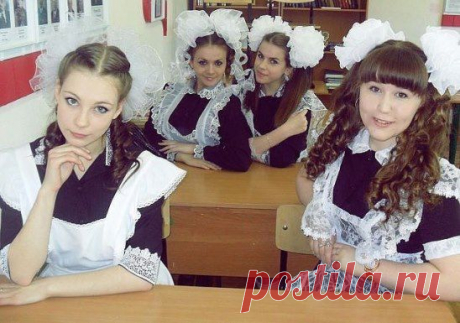 Вот какие раньше были школьницы,одна красота.Кто согласен,ставим класс.