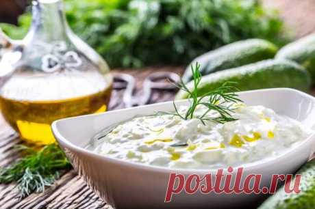 Что приготовить из переросших огурцов на зиму и на обед - Будет вкусно - Медиаплатформа МирТесен Если хорошо ухаживать за огурцами весь сезон, то эта культура отблагодарит вас богатым урожаем. Да таким, что отдельные плоды легко не заметить и невольно вырастить из них "великанов". Некоторые экземпляры можно оставить на семена, но что делать с остальными? Переросшие плоды огурцов обычно вялые и - 17 сентября - 43796279372 - Медиаплатформа МирТесен