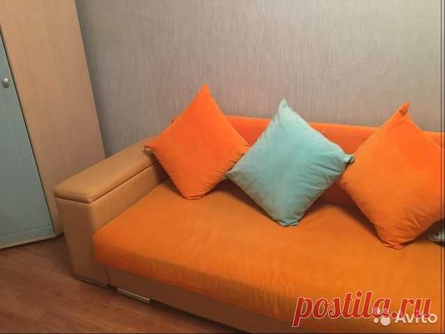 Диван раскладной Срочно продам диван в отличном состоянии, каркас металлический, механизм раскладной самый простой и надёжный, куплен в 2015 году в декабре.Возможен торг!