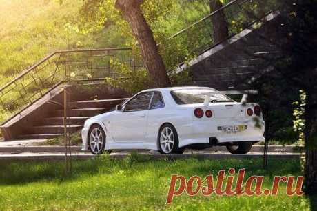 Nissan Skyline GT-R R34 / Только машины