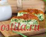 Пирог с зелёным луком и курицей.