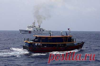 Хуситы дали обещание по экипажу захваченного судна. Захватившие в Красном море грузовое судно Galaxy Leader повстанцы из движения «Ансар Алла» дали обещание обращаться с членами его экипажа по законам ислама, иностранцы без израильского гражданства будут приняты как гости. Об этом заявил член политбюро движения Хузам аль-Асад.