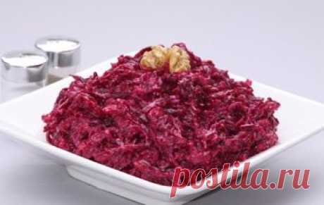 Простой салат из сыра, яиц и свеклы / Сырные салаты / TVCook: пошаговые рецепты с фото