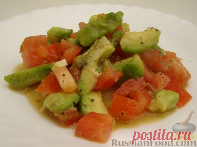 Рецепт: Быстрый салат с авокадо и помидорами на RussianFood.com