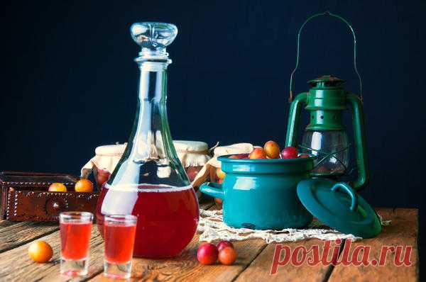 Вкуснейшая наливка из старого варенья: не выбрасывайте накопившиеся припасы
