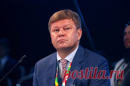 Губерниев оценил слова итальянской биатлонистки о допуске россиян к турнирам. Спортивный журналист Дмитрий Губерниев оценил высказывания итальянской биатлонистки Доротеи Вирер о допуске россиян к международным турнирам. Комментатор заявил, что итальянцы всегда сохраняли положительное отношение к российскому спорту. «Вирер всегда была нашей хорошей подругой», — подчеркнул он.