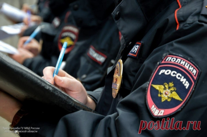 Полиция проводит проверку документов у сотрудников на складе Wildberries. В связи с этим возможны перебои с отгрузкой и выгрузкой товаров.