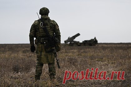 НАТО допустила переход Артемовска под полный контроль России. Генеральный секретарь НАТО Йенс Столтенберг допустил, что Артемовск (украинское название — Бахмут) в ближайшее время может перейти под полный контроль России. При этом, по мнению генсека альянса, это вряд ли станет переломным моментом в боевых действиях, но подтверждает необходимость продолжения поставок оружия.