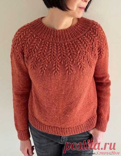 Пуловер Field Sweater (Полюшко) от Camilla Vad. Спицы. Field Sweater (Одноцветный) Мягкий и уютный свитер с красив узором из колосков по кокетке. Вяжется сверху в низ, по кругу, без швов. Прекрасно подходит и под брюки, и под юбку.