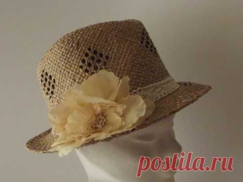 Ladies Trilby Hat Natural Straw with Flower Display s 4 | eBay