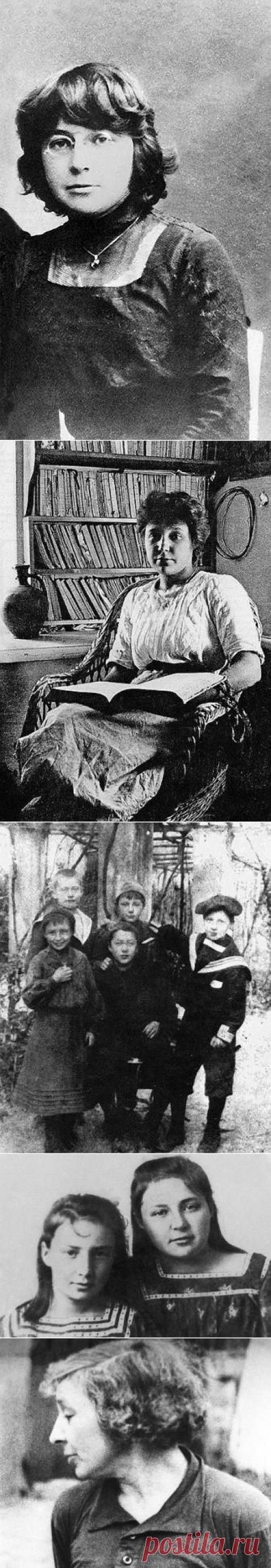 «ВРЕМЯ! Я НЕ ПОСПЕВАЮ» И ЕЩЕ О МАРИНЕ ЦВЕТАЕВОЙ.. «Когда я пытаюсь жить, я чувствую себя бедной маленькой швейкой, которая никогда не может сделать красивую вещь, которая только и делает, что портит и ранит себя, и которая, отбросив все: ножницы, материю, нитки, – принимается петь. У окна, за которым бесконечно идет дождь»