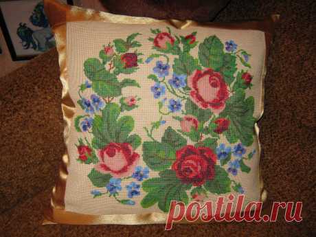 Подушка &quot;ВЕНОК&quot;.