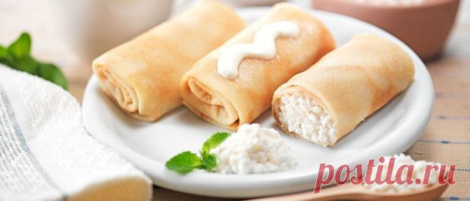 Топ-10 идей начинок для блинов с творогом: сладкие и соленые Соленые творожные начинки для блинов: с сёмгой, майонезом, чесноком и зеленью, маринованными огурцами, твердым сыром. Сладкие начинки с творогом: с малиной, бананом, сгущенным молоком, яблоками. Пошаговое приготовление с фото, советы для хозяек.