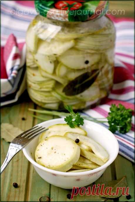 Быстрые маринованные кабачки - Осиный домик