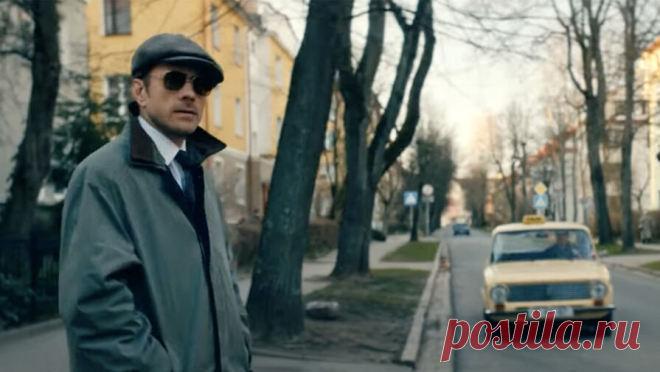 В сети вышел трейлер сериала про шпионов "ГДР". В сети появился трейлер шпионского детектива "ГДР", сообщается в Telegram-канале Института развития интернета (ИРИ). Главные роли в сериале исполнят Александр Горбатов и Дарья Урсуляк. Режиссером проекта выступил Сергей ...