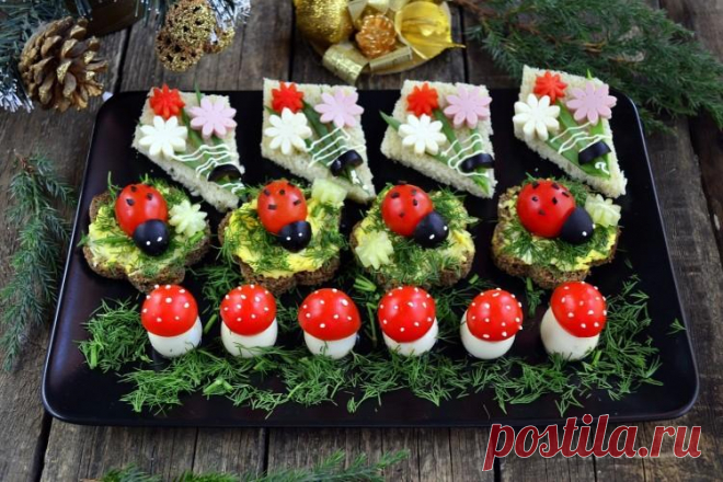 Новогодние закуски - 20 самых вкусных и простых рецептов С горячими блюдами и десертами все понятно – у многих давно есть проверенные годами любимцы. Но что делать с праздничными закусками? Рассказываем 20 очень вкусных и простых рецептов закусок на новогодний стол!