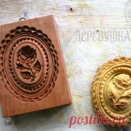 Пряничная доска-штамп "Букет"  #skalki-palki.ru #пряничныедоски  #пряничныескалки, #штампыдлятеста  #пряникиручнойработы, #пряники #ручная работа, #подарокнановыйгод #подарокнаденьрождения