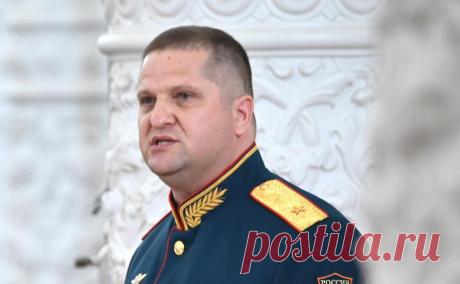 Прокурор заявил, что генерал Цоков использовал любовь Попова к ставкам. Хищение металлоконструкций организовал генерал Цоков, а Попов согласился, считает обвинение. На банковскую карту Попова было переведено 1,3 млн руб. Цоков погиб в ходе военной операции, расследование против него прекращено