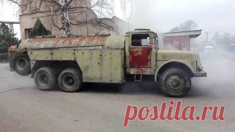 Посмотрите, сколько дыма выбрасывает старая военная Tatra 111 | Все о грузовиках – Trucksplanet | Яндекс Дзен