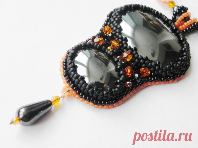 Кулон "Гематит в оранжевом" | biser.info - всё о бисере и бисерном творчестве