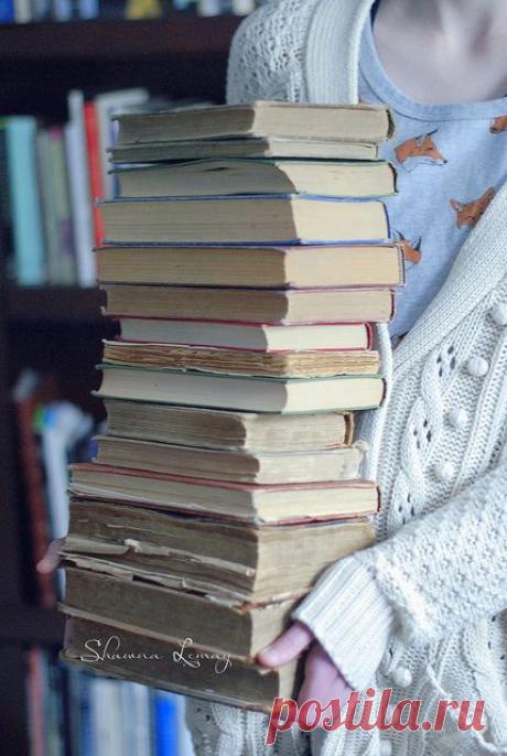 Ni Ki Ta приколол(а) это к доске Books