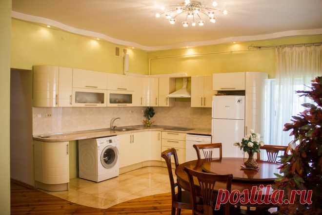 Дом в Черноморске требует небольших вложений только по фасаду и участку.

Хорошее вложение денег в недвижимость в Черноморске.

Цена – 190.000 $