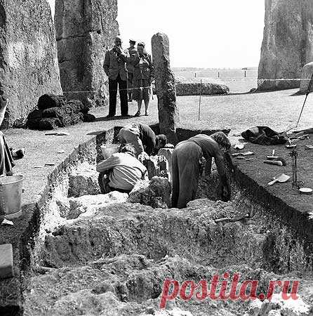 Как нас надувают. Стоунхендж построили в 1954 году :: NoNaMe