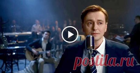 «Романс» – Сергей Безруков. Неожидаемо и великолепно!
Безруков снова блеснул талантом! Любимый актер вновь появился на экранах, на этот раз в фильме своей новой супруги Анны Матисон. Ключевой композицией в драматической картине «После тебя» стал «Романс…