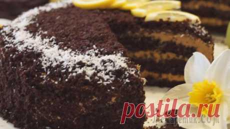 Шоколадный торт на Кипятке с карамельным кремом. Супер Вкусный Шоколадный торт! + ВИДИО
=Тесто:

Мука – 140 гр.

Сахар – 160 гр.

Какао порошок – 45 гр.

Яйцо – 2шт.

Молоко – 110 мл.

Вода кипяток – 110 мл.

Растительное масло – 55гр.

Сода – 1 ч.л.

Разрыхлитель – 1 ч.л.

Крем:

Сгущённое молоко вареное – 380гр.

Сливочное масло – 200гр.