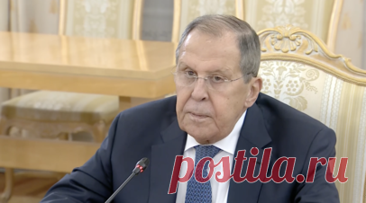 «У нас хорошие достижения и ещё более приятные перспективы»: Лавров — о сотрудничестве России и Индии. В понедельник, 17 ноября, министр иностранных дел России Сергей Лавров провёл переговоры с главой МИД Индии Субраманиамом Джайшанкаром. На повестке дня — текущие и предстоящие политические контакты, важнейшие темы двусторонних отношений, а также ключевые международные вопросы, в том числе сотрудничество в рамках ШОС, БРИКС, ООН и G20. RT вёл прямую трансляцию встречи. Читать далее