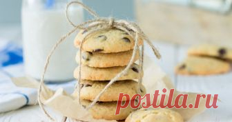 Американское печенье - классические и современные рецепты вкуснейшего лакомства 
Американское печенье получило всемирное признание за великолепный вкус, который максимально раскрывается с чашкой горячего чая, кофе, какао или молока. Кроме того десерт легко готовится в домашних ус…
