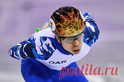 Российский олимпийский чемпион высказался об общении с украинцами на Играх-2022. Олимпийский чемпион по шорт-треку Семен Елистратов высказался об общении с украинцами на Играх-2022 в Пекине. Россиянин поделился, что давно дружит с украинским спортсменом Олегом Гандеем. По словам Елистратова, проблем в общении из-за напряженных политических отношений стран не возникает.